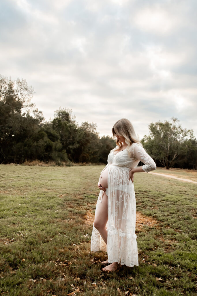 lace robe for maternity photoshoot in Perth